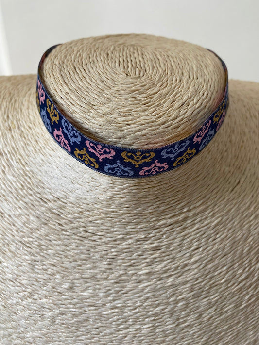 Collar Choker tela. Modelo Picas