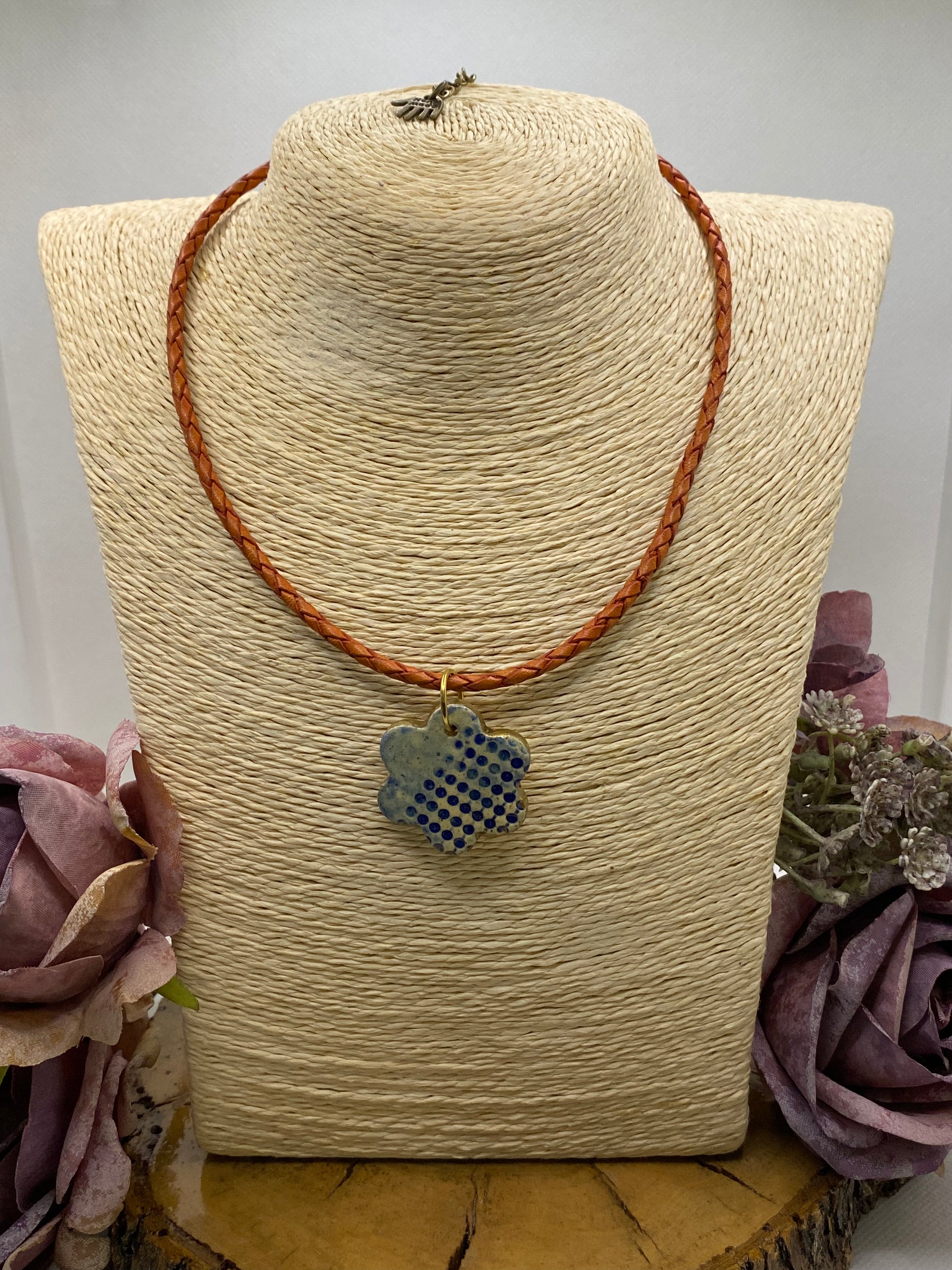 Exclusivo Collar Cerámica Puntos