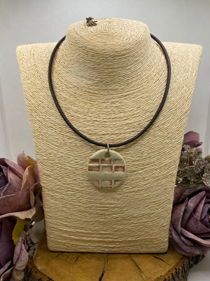 Exclusivo Collar Cerámica Ladrillado