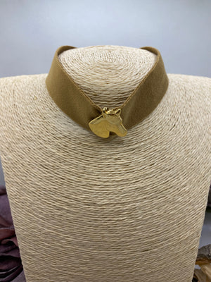 Choker tela. Modelo Corcel