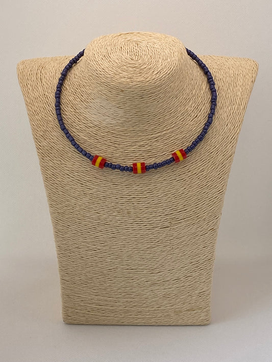 Collar Bolitas. Modelo España