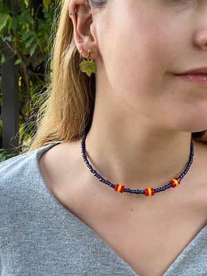 Collar Bolitas. Modelo España
