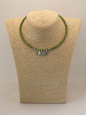 Collar Bolitas. Modelo Lágrimas plateadas