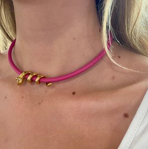 Collar Cuero. Modelo Serpiente