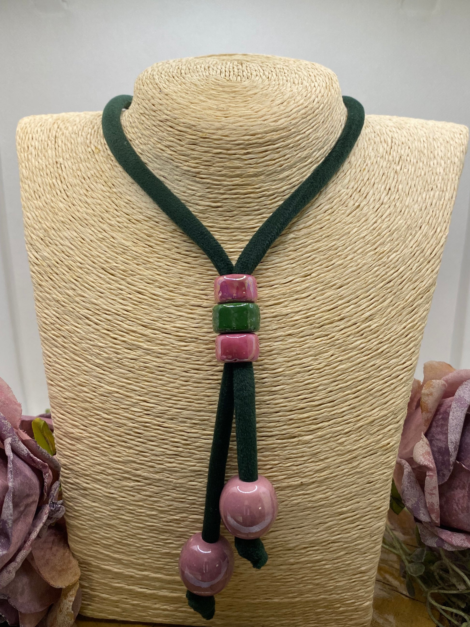 Collar Terciopelo. Modelo Moni