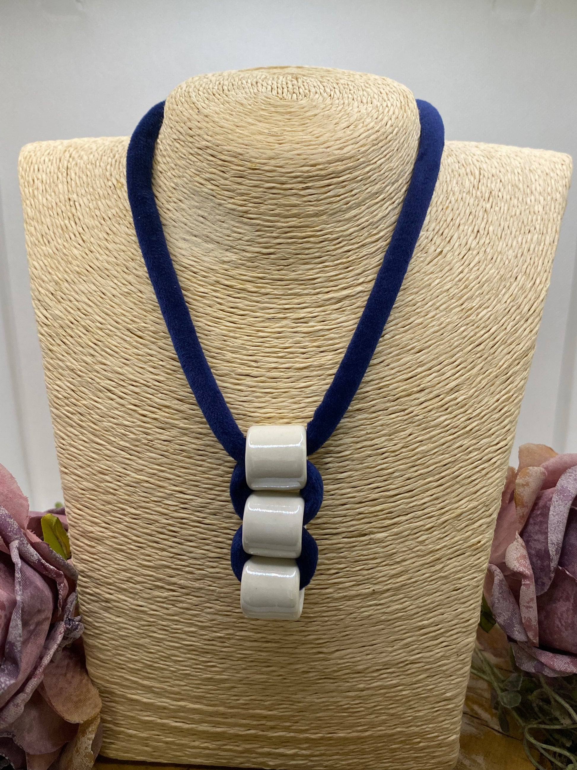 Collar Terciopelo. Modelo Tubbis