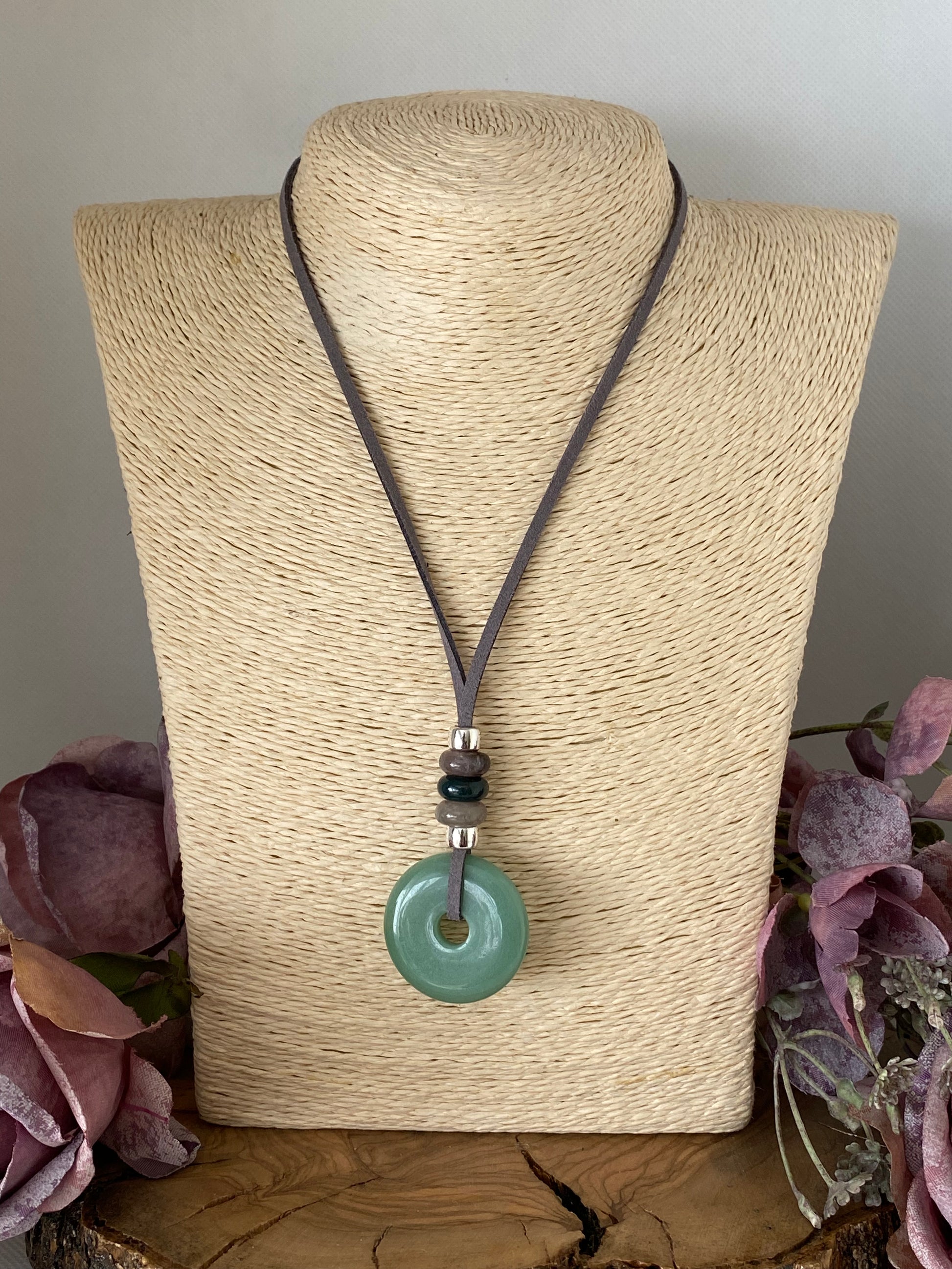 Collar Ante. Modelo Donut piedra