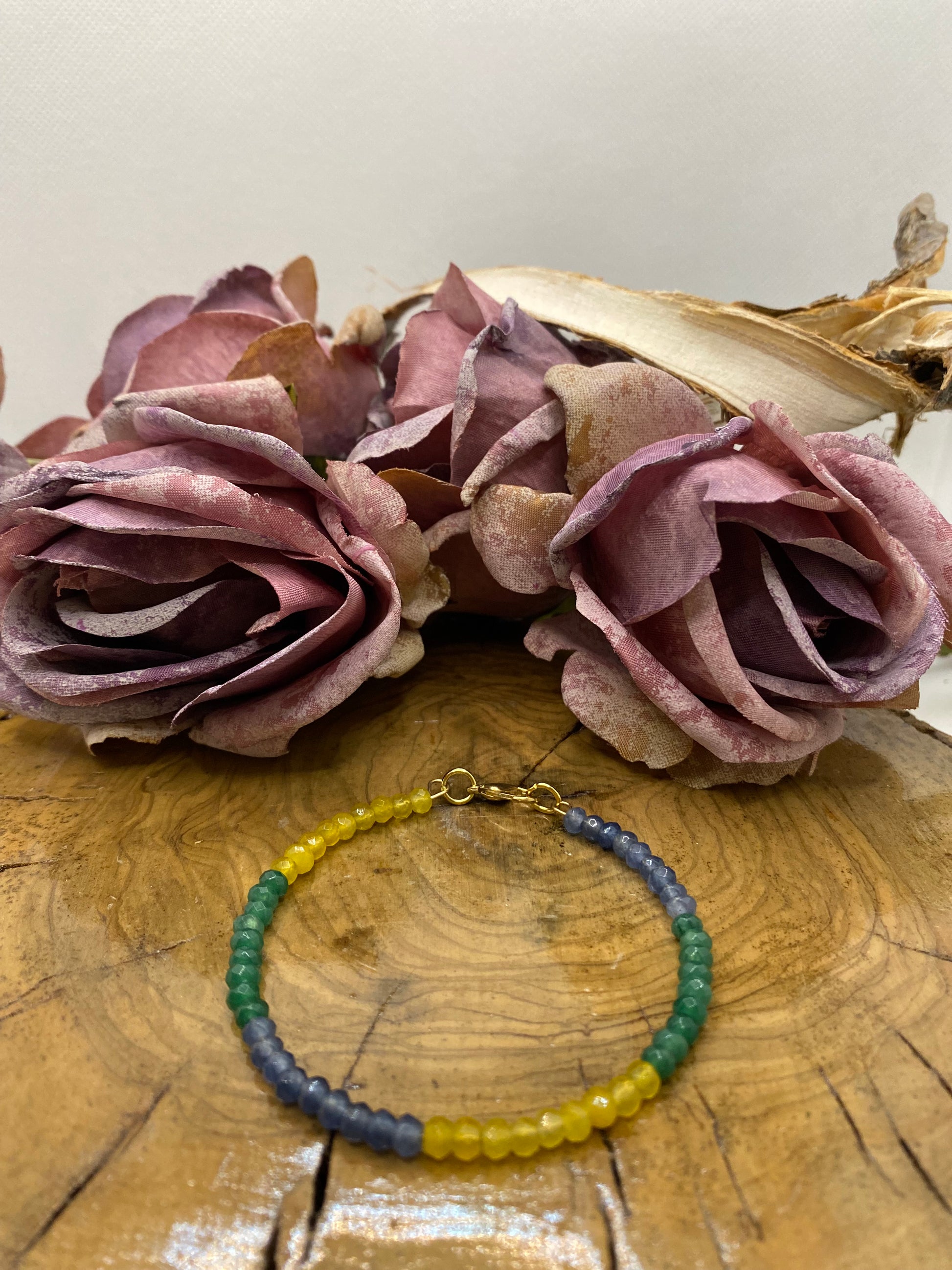 Pulsera Bolitas. Modelo Multicolor