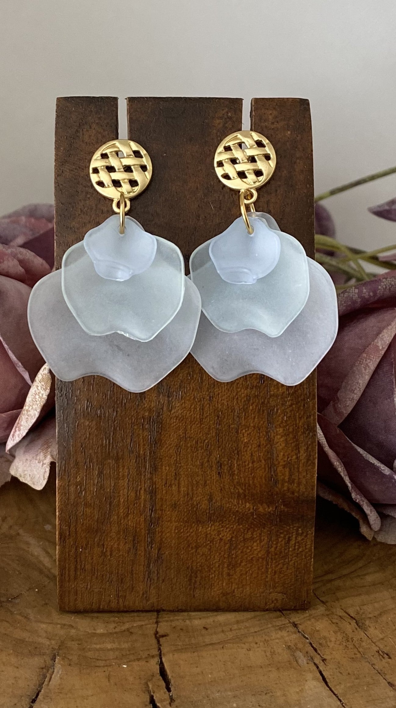 Pendientes Pétalos. Modelo Alicia Trío