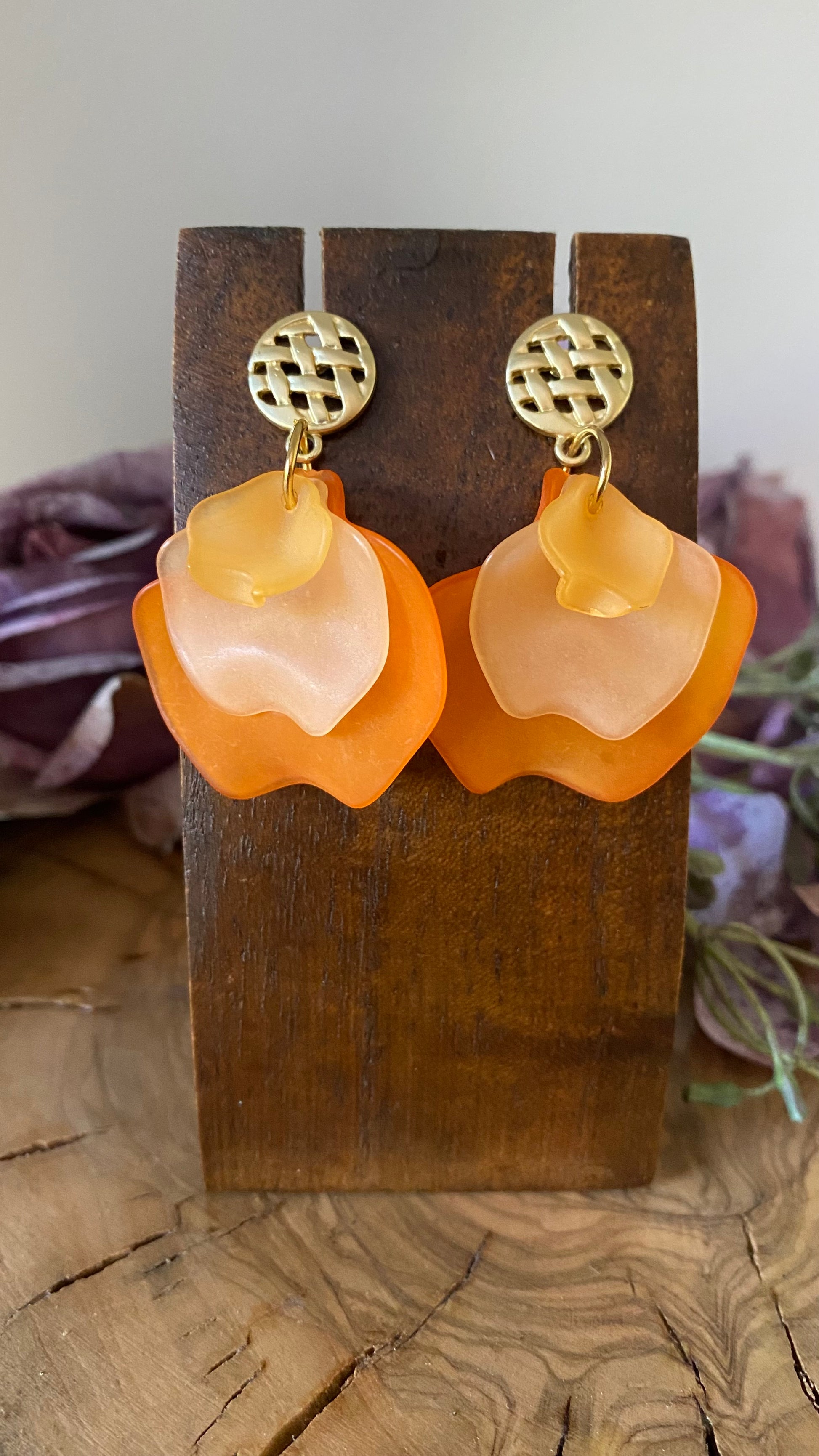 Pendientes Pétalos. Modelo Alicia Trío