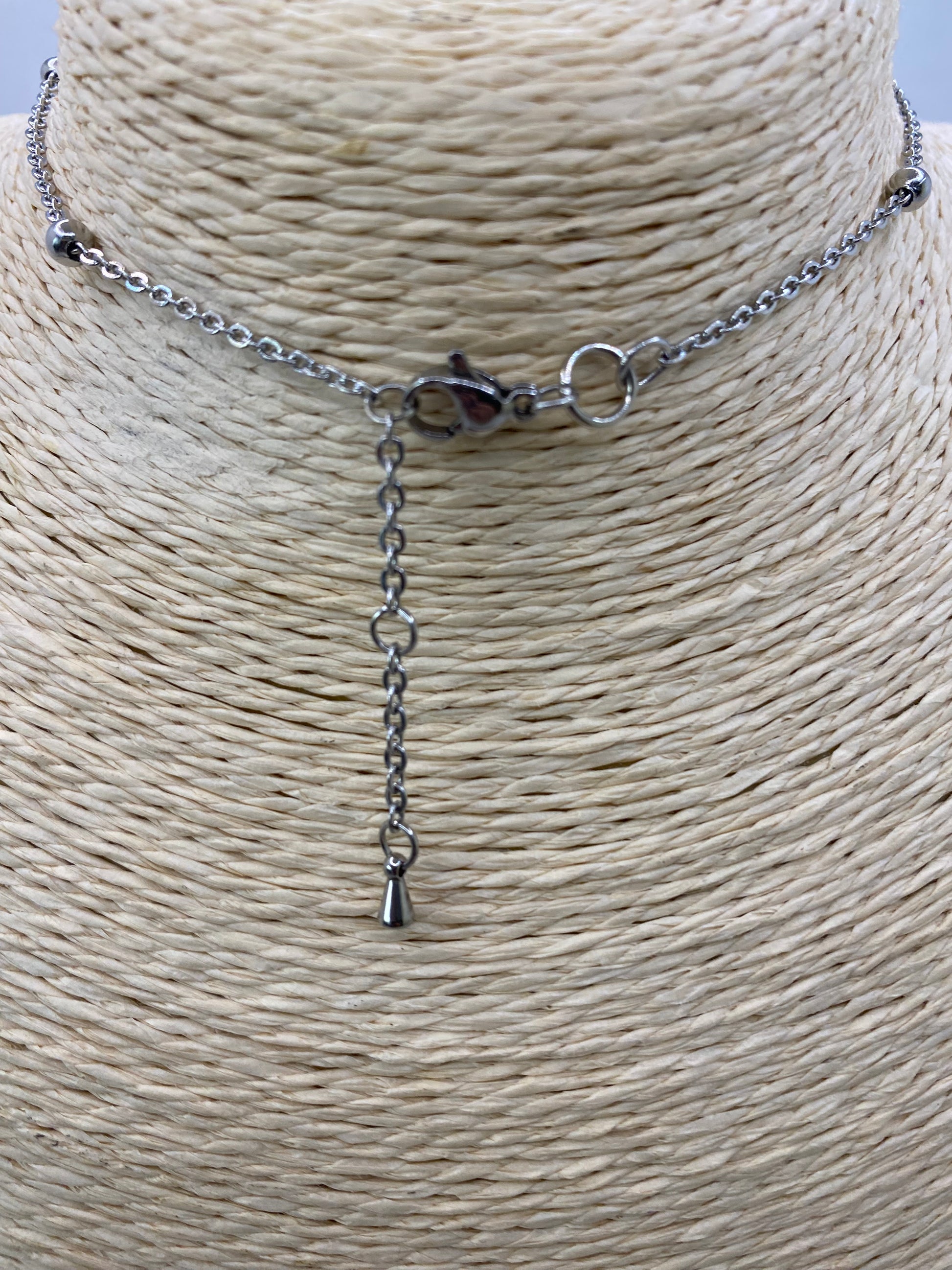 Collar Cadenas. Modelo Joker